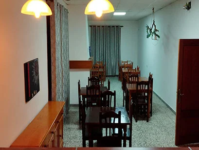 Salón comedor en Lucifer Liberal